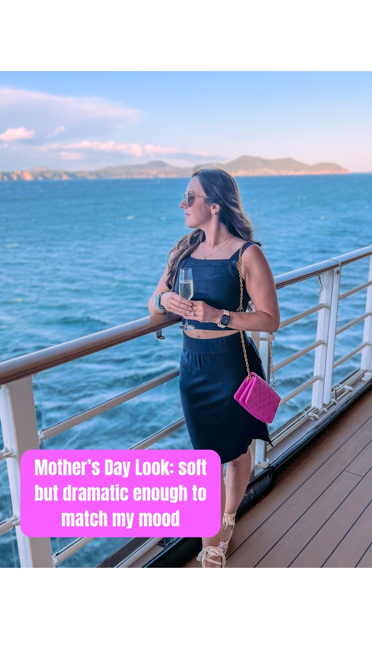 This Travis Mathew cloud ribbed set is that rare combo of actually comfortable and effortlessly put together. The crop tank + mid-length skirt hug in the right places without feeling restrictive, and the fabric is lightweight, stretchy, and breathable… aka perfect for chasing kids, lounging poolside, or casually ignoring everyone’s requests for snacks. Easy to dress up with sandals or keep it sporty with sneakers.

My  exact set + a few similar comfy-but-chic options so you can step into your soft diva era too 💅✨

#LTKmomlife #LTKootd #LTKOver40
