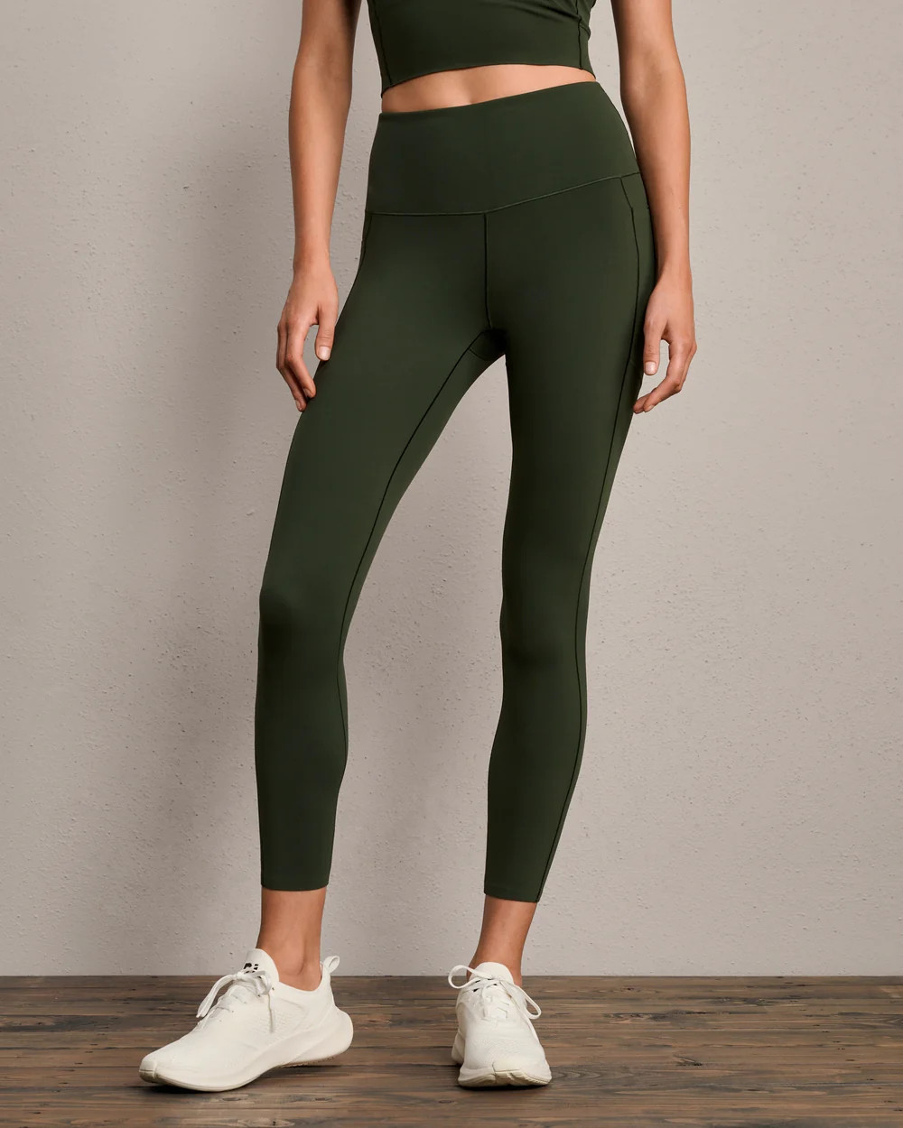 Revive™ 7/8 Pocket Legging | Rhone Apparel | Rhone