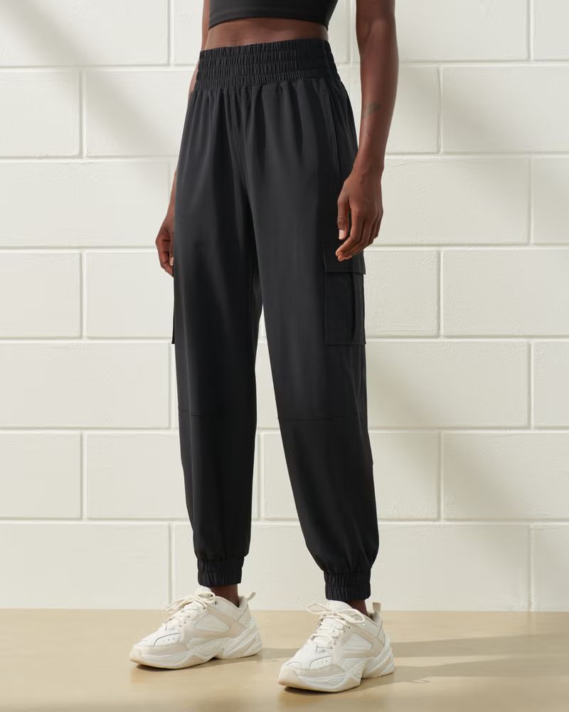 YPB motionTEK Cargo Jogger | Abercrombie & Fitch (US)