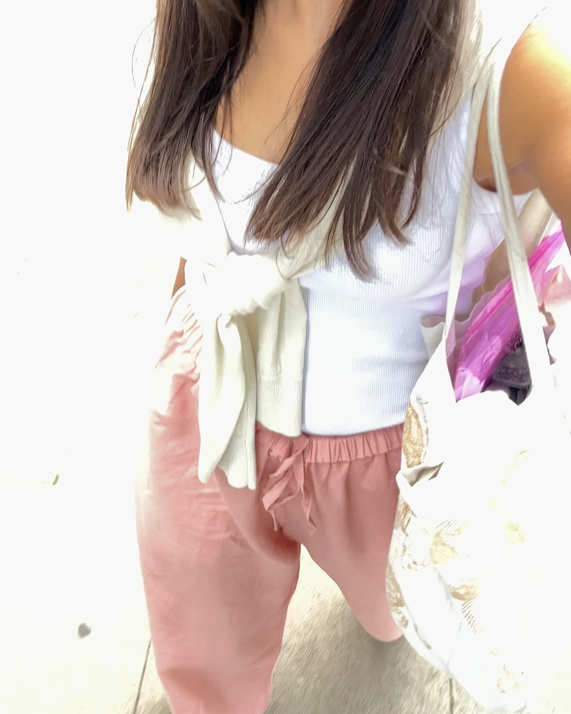 Salmon pink linen trousers from @cosstores perfect for Summer 

#LTKeurope #LTKsummer #LTKuk