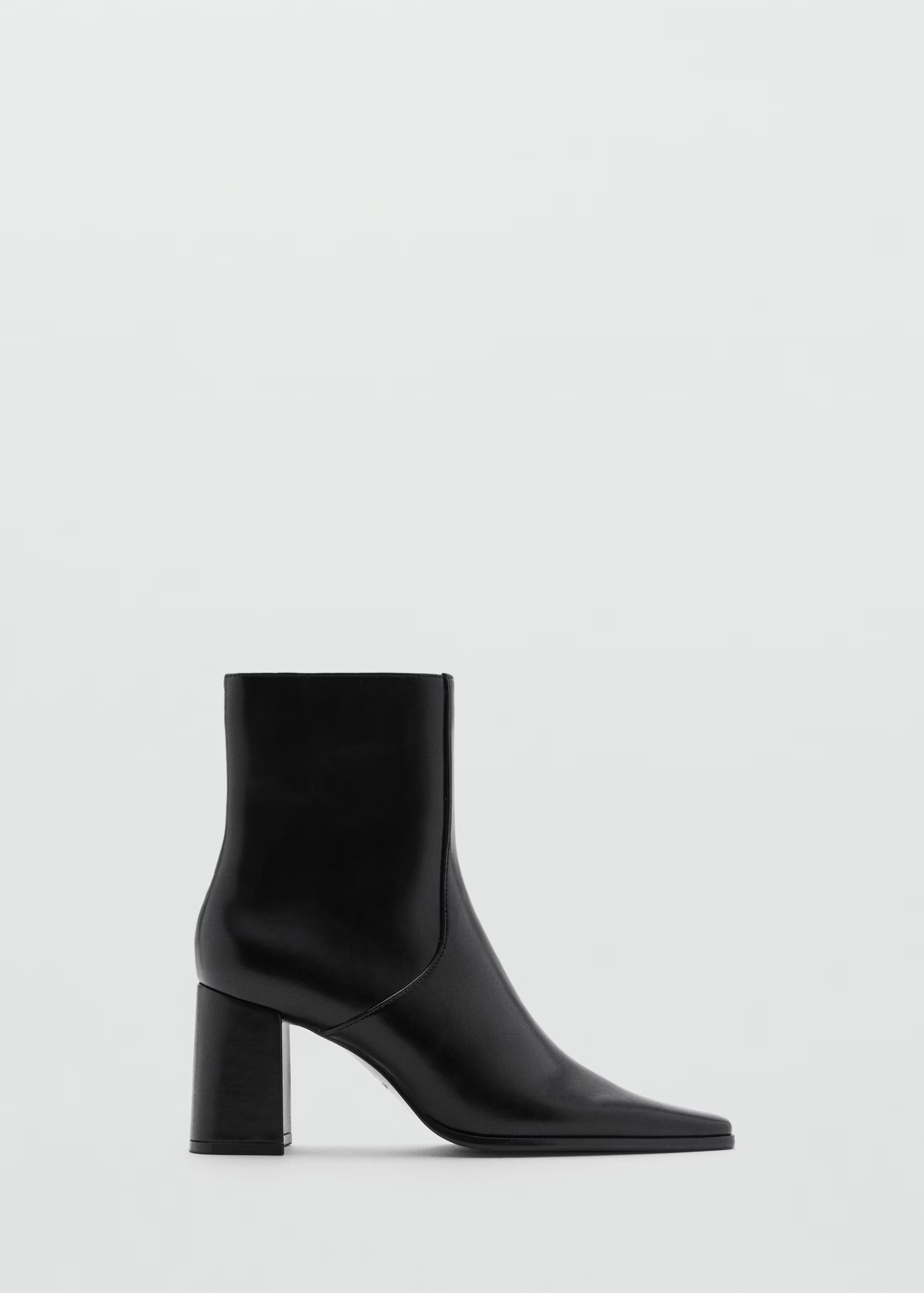 Ankle boots with block heel | MANGO (UK)