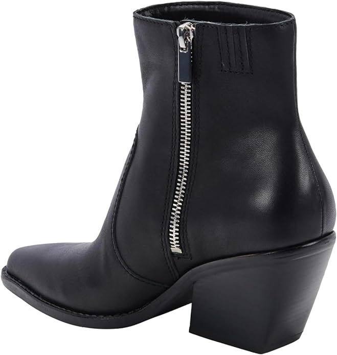 Dolce Vita Women's Volli Fashion Boot | Amazon (US)