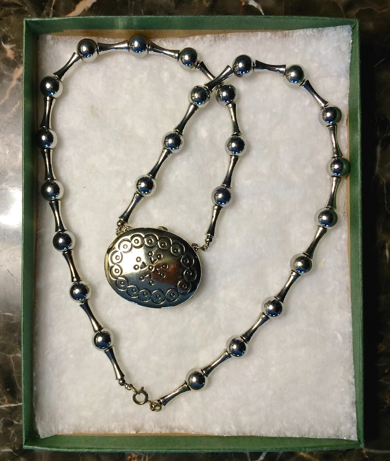 New VINTAGE Estee Lauder "MOONSILVER" Necklace/Locket FULL Solid Perfume Compact | eBay US