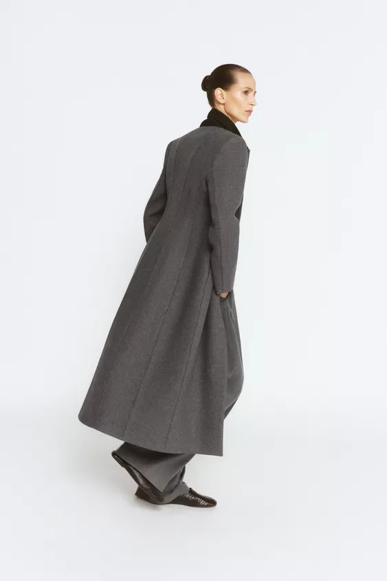 TAILLIERTER MANTEL AUS MANTECO-WOLLE ZW COLLECTION LIMITED EDITION | Zara DE