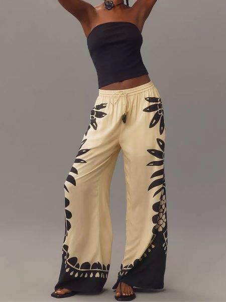 Love these trending black & white abstract pants!

#LTKOver40 #LTKSeasonal #LTKStyleTip