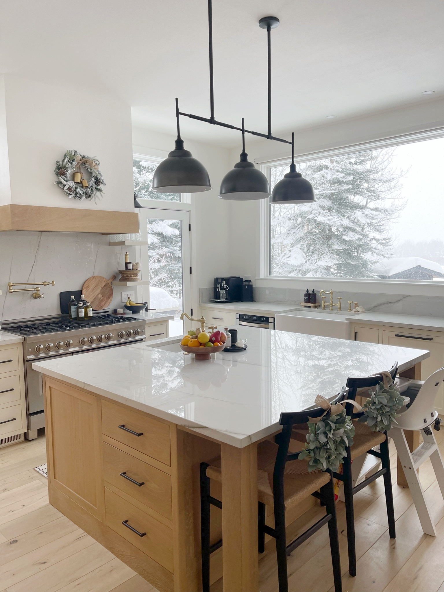 H O M E \ winter snowy views from my holiday kitchen😍

Christmas home decor
Barstool 

#LTKhome #LTKHoliday