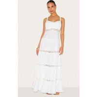 Petite White Tiered Maxi Dress With Lace Details, White | PrettyLittleThing UK