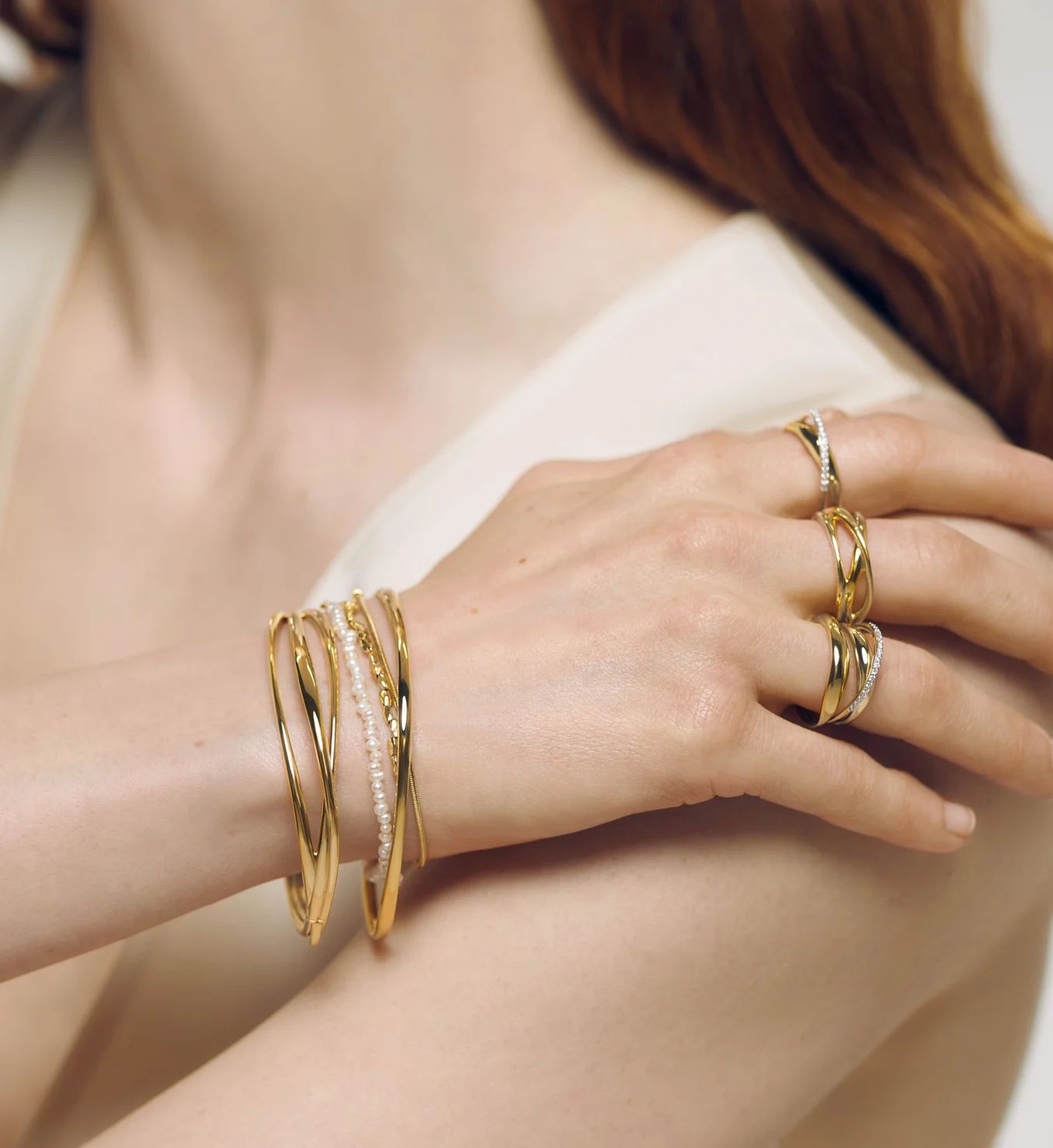 Nura Wrap Bangle | Monica Vinader (Global)