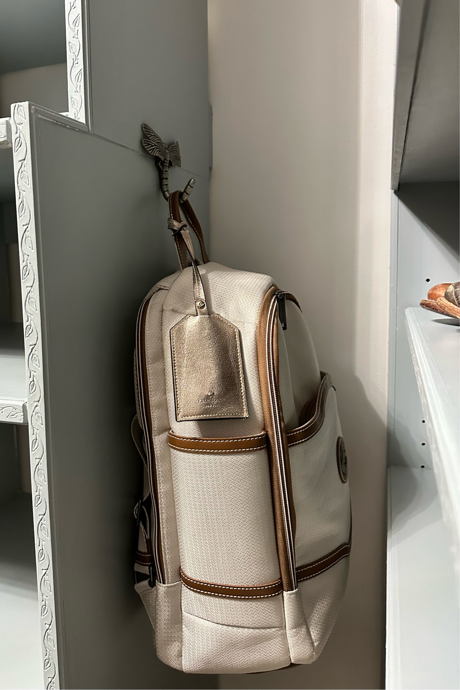 Added the cutest dragonfly hook in my closet!!!

#LTKhome #LTKitbag #LTKstyletip