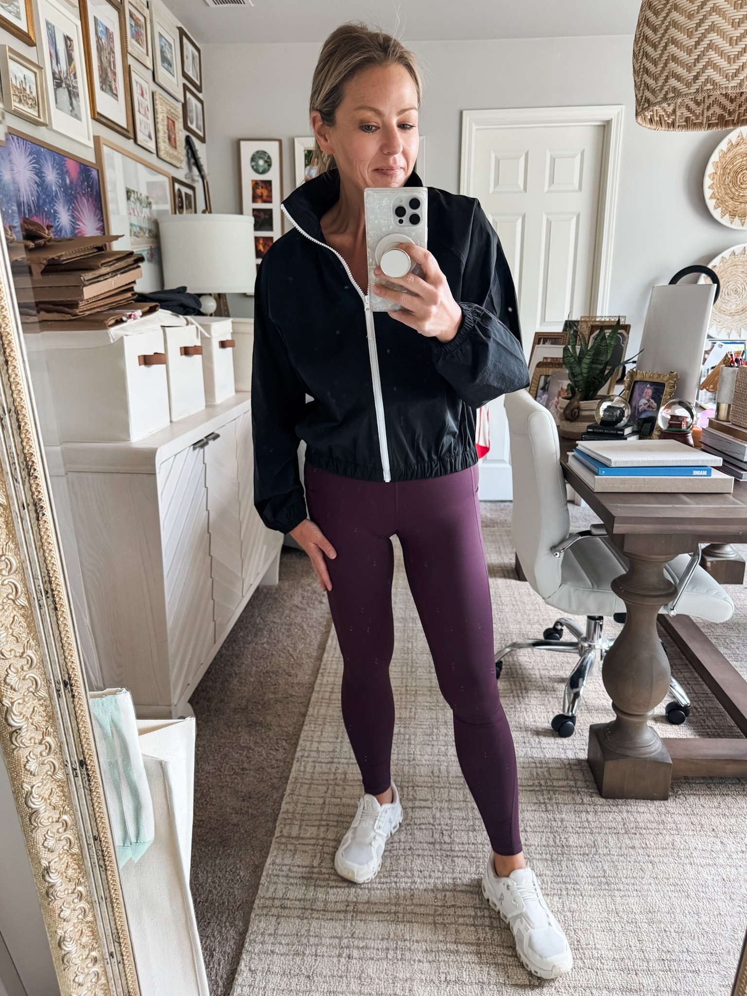 This old navy cropped athletic jacket is now under $20 👏🏻 Wearing an XS

#LTKSaleAlert #LTKActive #LTKOver40