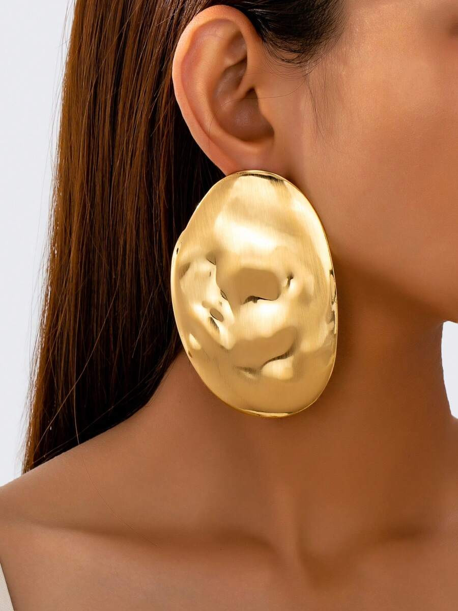 1 Pair Oversized Textured Gold Tone Asymmetric Oval Hoop Earrings, Suitable For Party Wear And Ev... | SHEIN