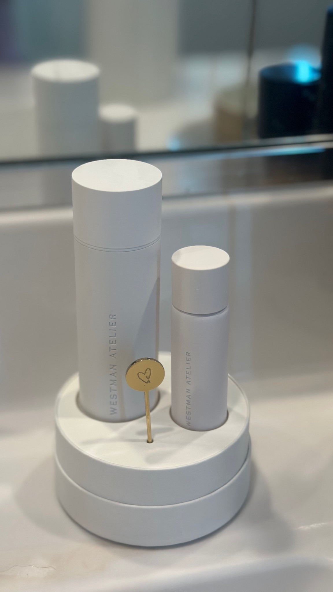 Packaging and product 10/10 always from Westman Atelier🤍 This perfect serum is applied with a roller ball for massage and lymphatic drainage and comes with a refill🌱 The serum gives such a glow and moisture to the skin while being light enough to wear under makeup all day, obsessed🤍 #serum #cleanbeauty #sustainablebeauty #luxurybeauty 

#LTKOver40 #LTKBeauty