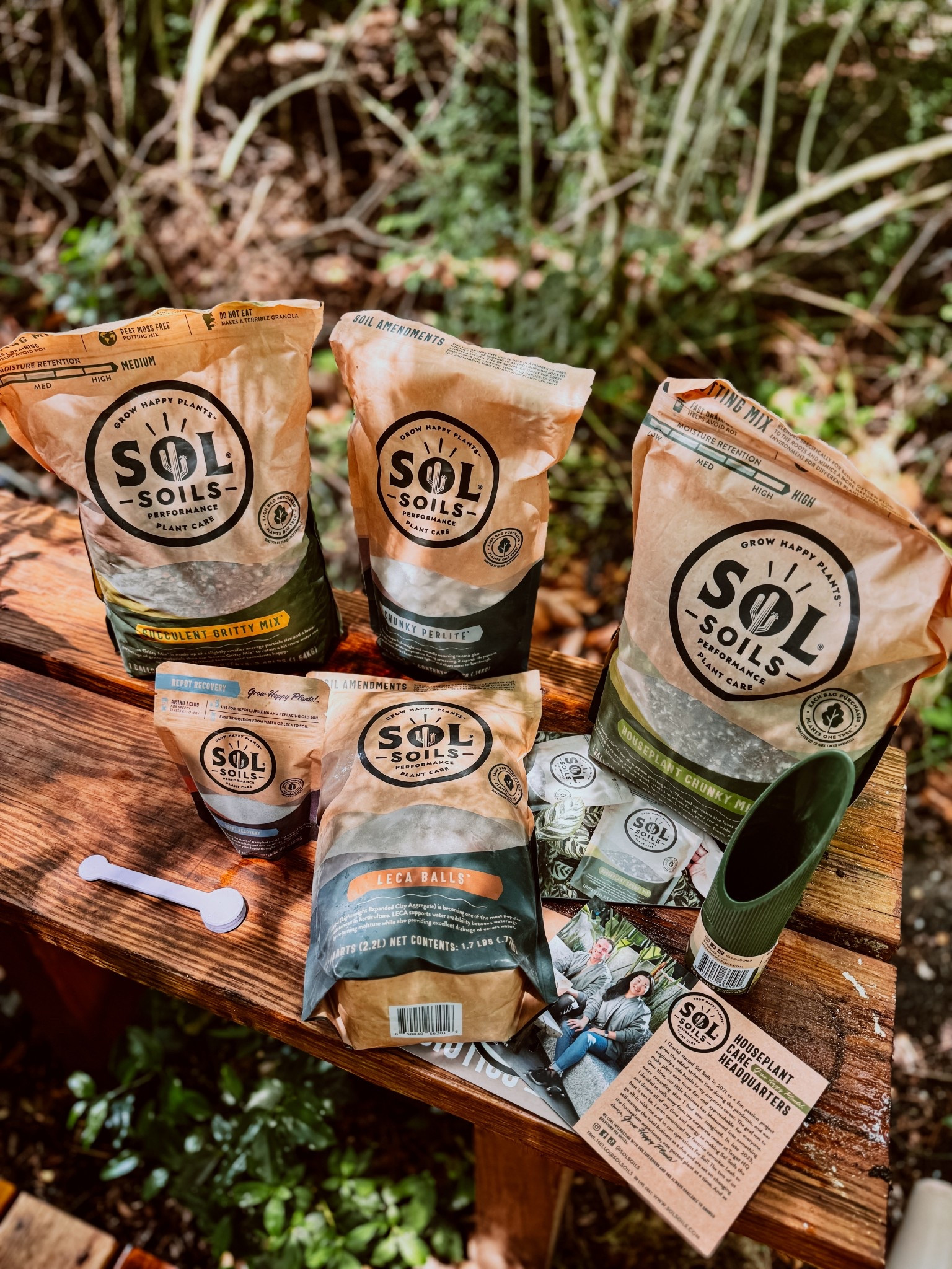 The perfect soil and soil amendments for any houseplant from SOL Soils.

#plants #ad