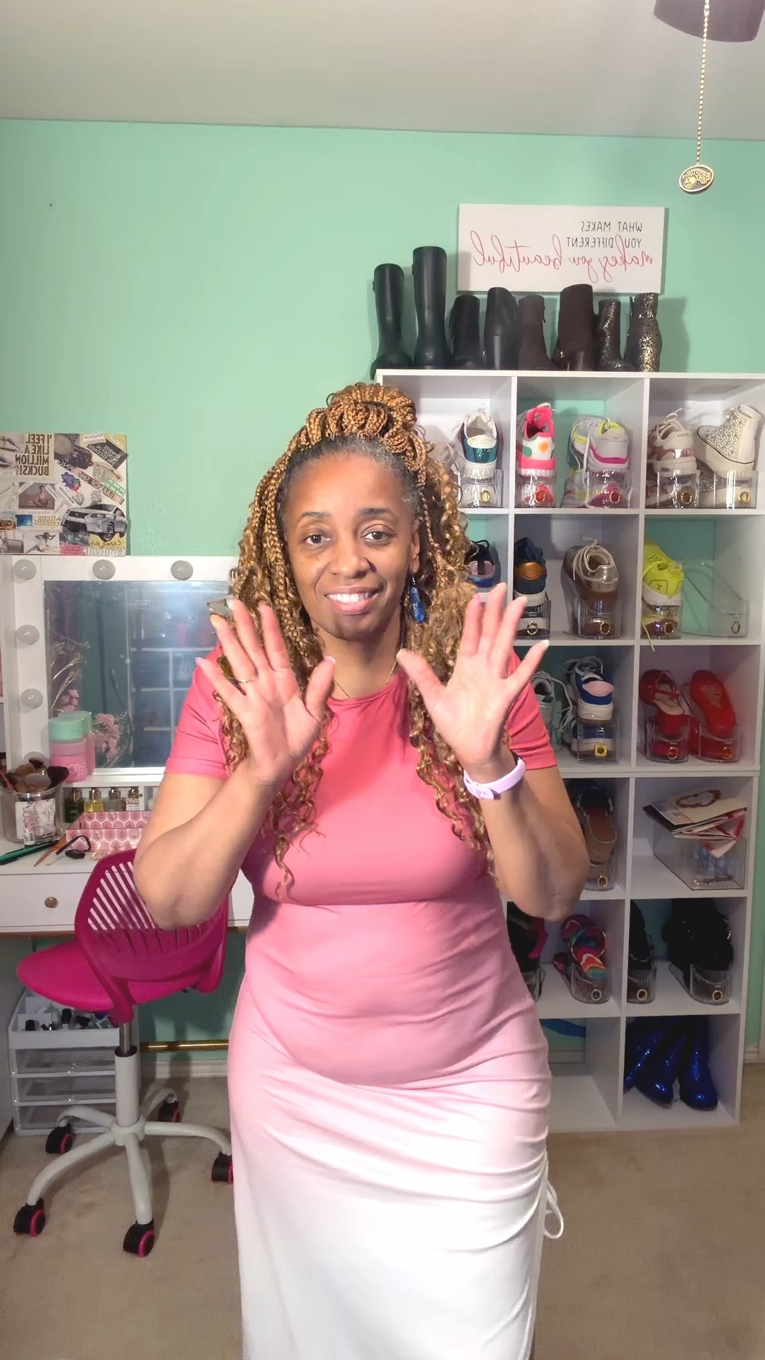 Day 12/30  A Day in the Life 💕

Happy Tuesday, y’all!
We’re stepping out cute and budget-savvy today!

This look is giving effortless vibes with a flirty slit dress (yes ma’am 💁🏽‍♀️) paired with my pink & white Chucks and those fun Orgayled socks to seal the deal. Comfortable, stylish, and still turning heads—that’s the goal!

And let’s talk about the real win…
This dress was under $20! 👏🏽

Proof that you don’t need to break the bank to break necks 😉

Stay tuned—this “wear what’s in my closet” series is only getting better!

#LTKgrwm #LTKPetite #LTKU