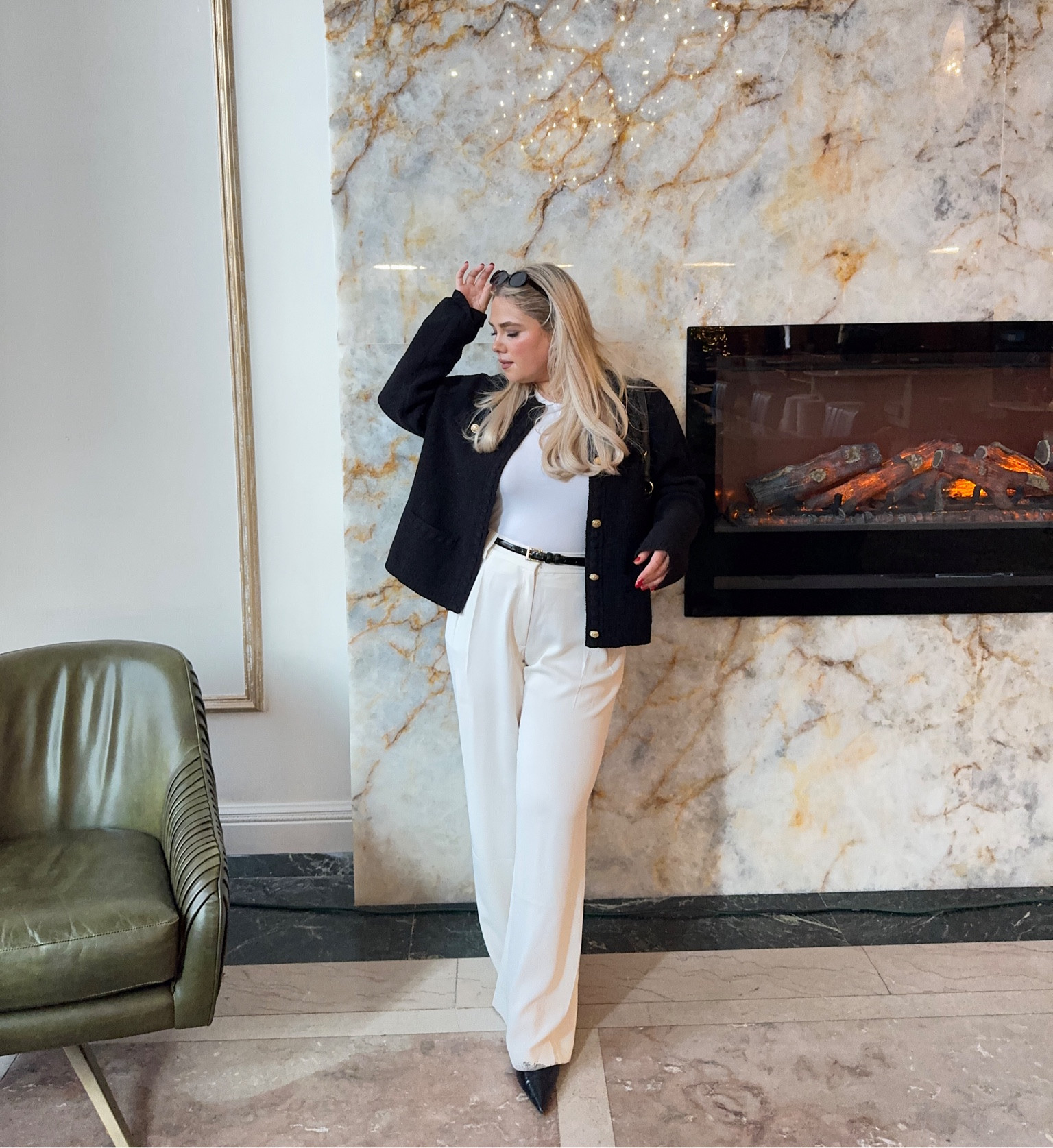 Loveee cardigan season 🖤

#LTKStyleTip #LTKMidsize #LTKFindsUnder100