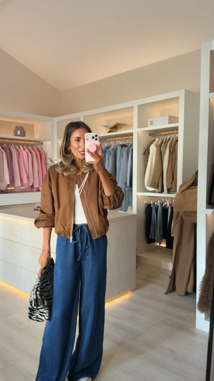 Jacket: size M
Jeans: size 6L 

#LTKspring #LTKuk #LTKsummer