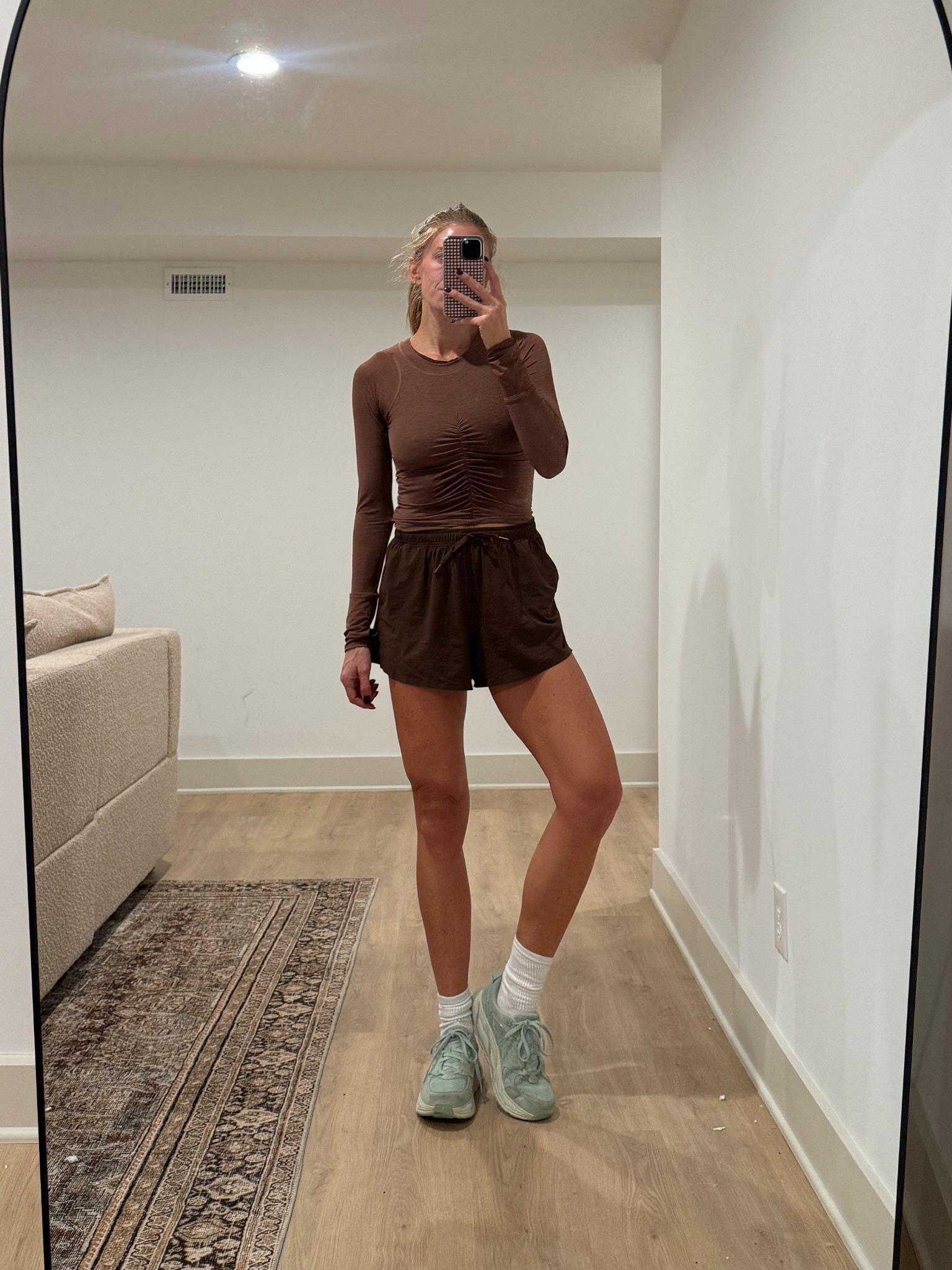 Today’s workout outfit! Size small In top and my usual medium in shorts




Gym outfit, Fp movement, YpB, running outfit, Hoka, chocolate brown

#LTKActive #LTKTall