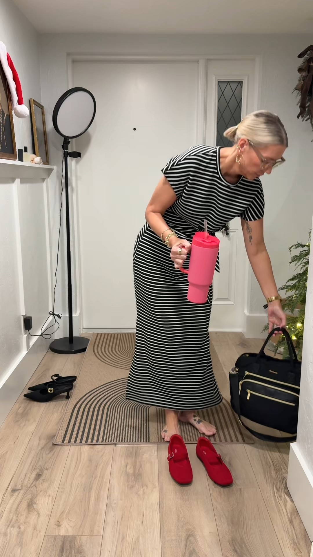 It’s Vlogmas Day 1.5 because apparently I can’t count 🤦🏼‍♀️

I’ll link up everything I can below! 

Workwear, Spanx, lunch box, lunch bag, Amazon finds, 

#LTKdayinmylife #LTKootd #LTKvlog