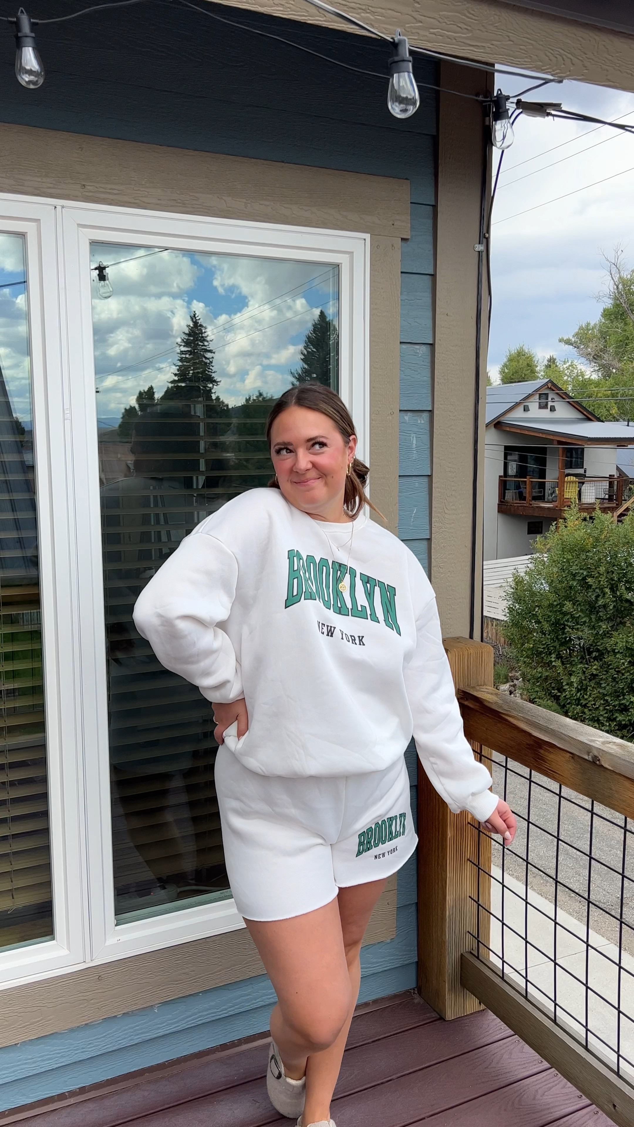 cozy Amazon sweat set ✨☁️👏🏼 size up, I’m in an xl 

#LTKmidsize #LTKfindsunder50 #LTKSeasonal