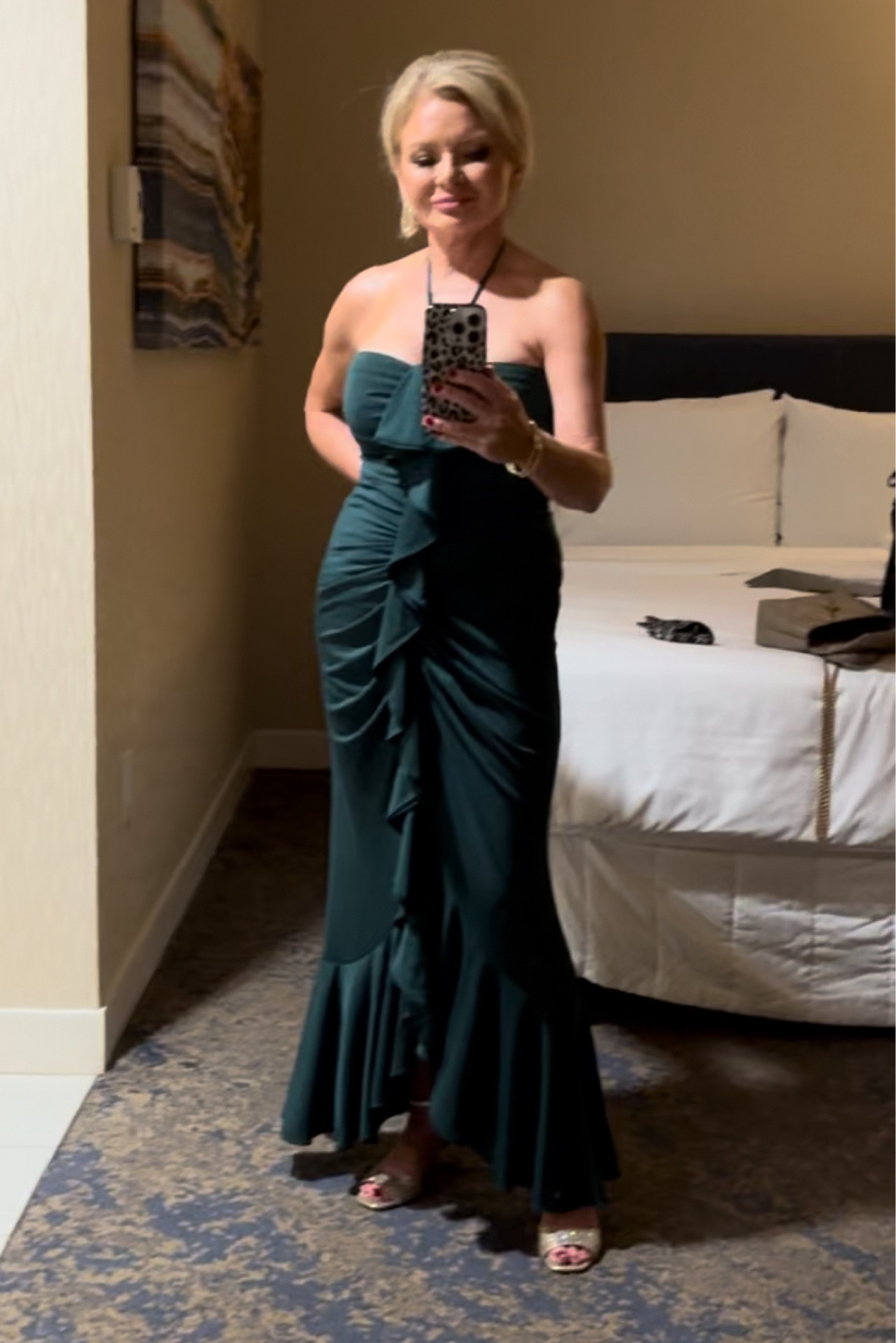 Not the best picture but check out Instagram for more!

The dress is a size 4.  I weight 127 and an 5'2"

Wedding guest dress
Black tie dress
Cinq a sept 
Petite

#LTKCon #LTKParties #LTKOver40