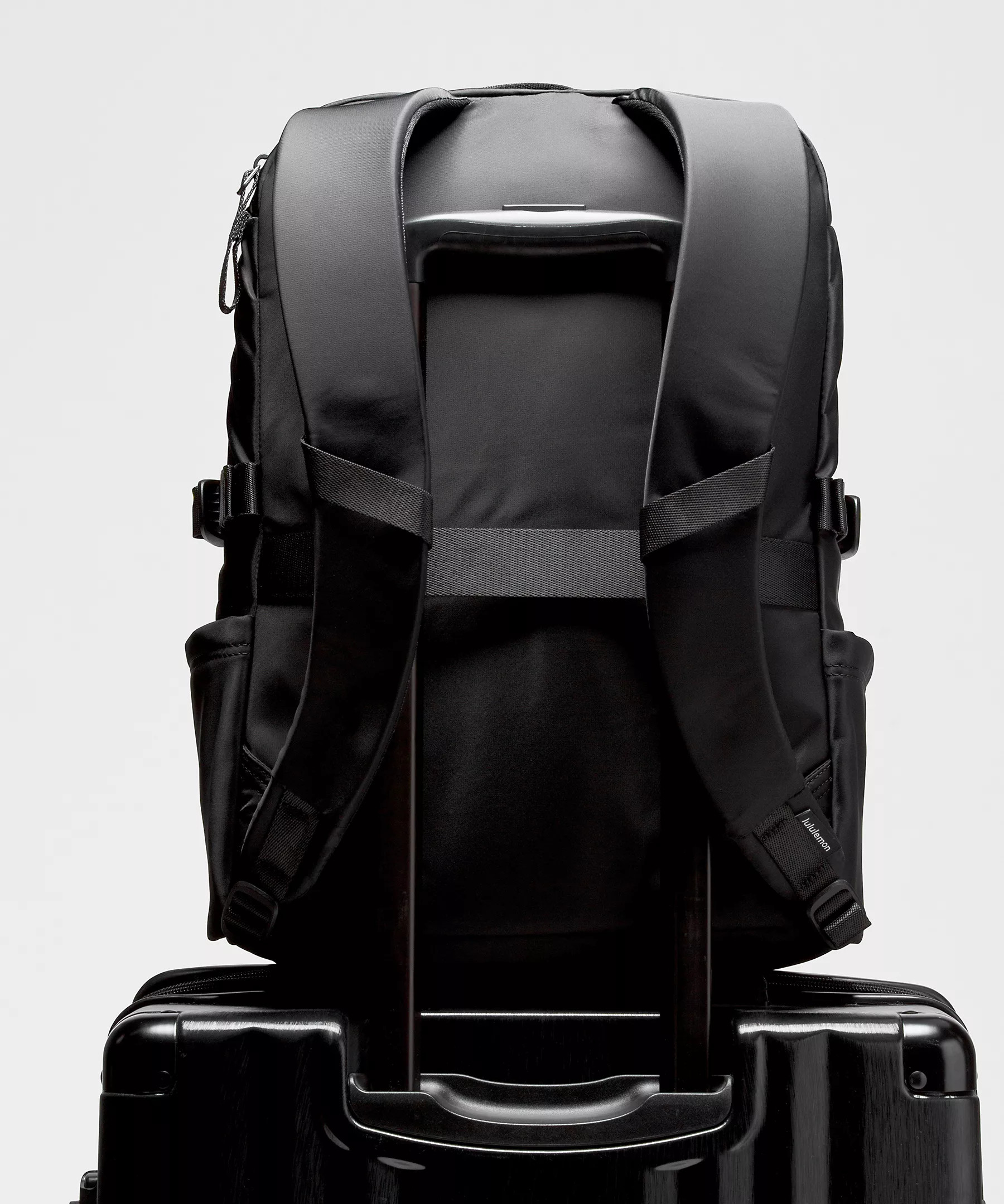 New Crew Backpack 22L | Lululemon (US)