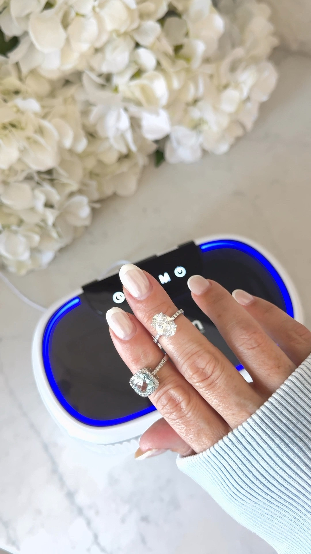 Whoever invented this ultrasonic jewelry cleaner is genius. Sparkling clean jewelry, eyeglasses, and more. My husband and I couldn’t get over how clear our lenses are after cleaning our eyeglasses. Visible difference!! #amazon


#LTKselfcare #LTKHome #LTKSaleAlert