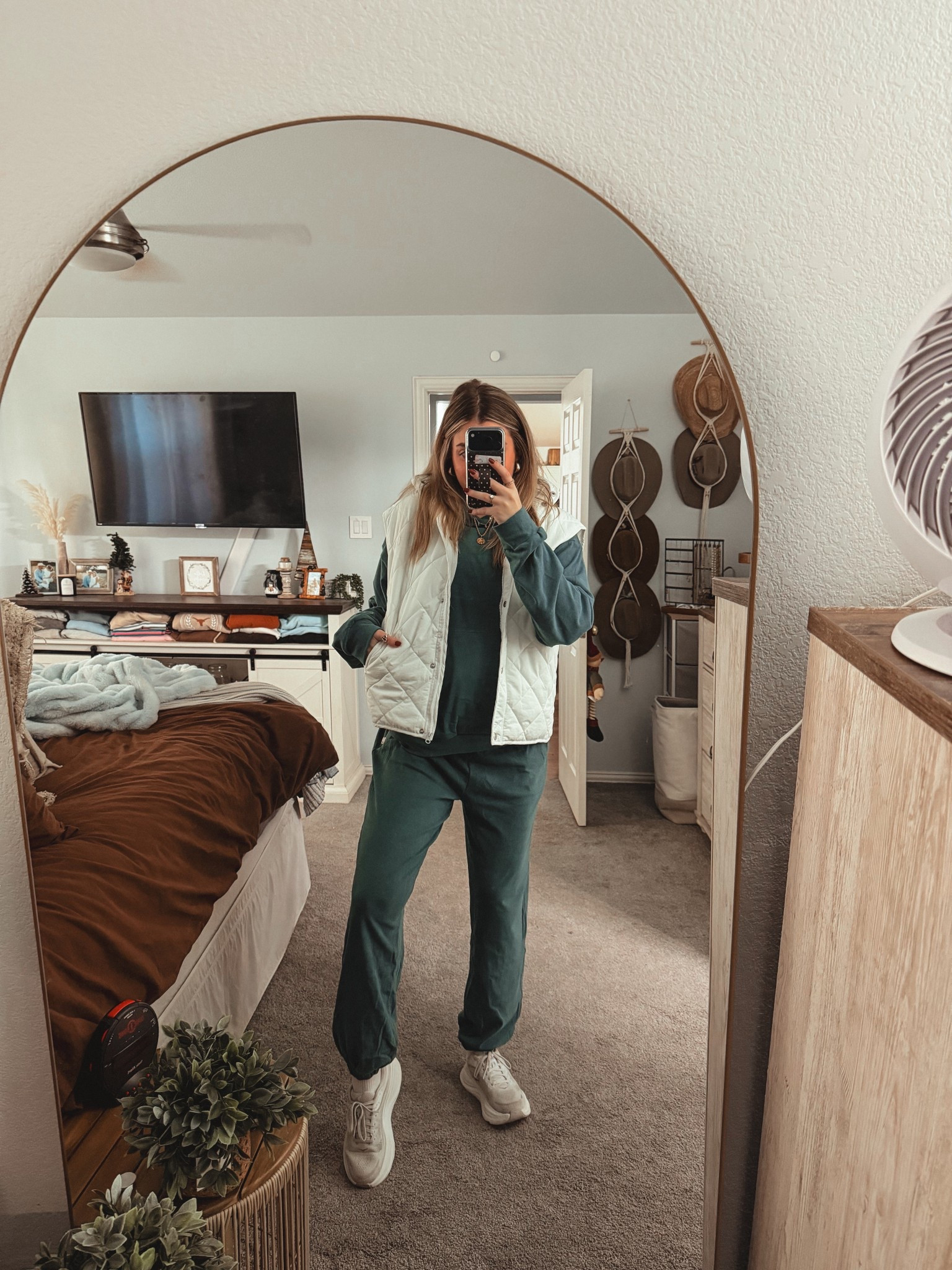 Cute comfy outfit. Sweat set. Ootd. Travel outfit  

#LTKootd #LTKTravel #LTKFindsUnder100