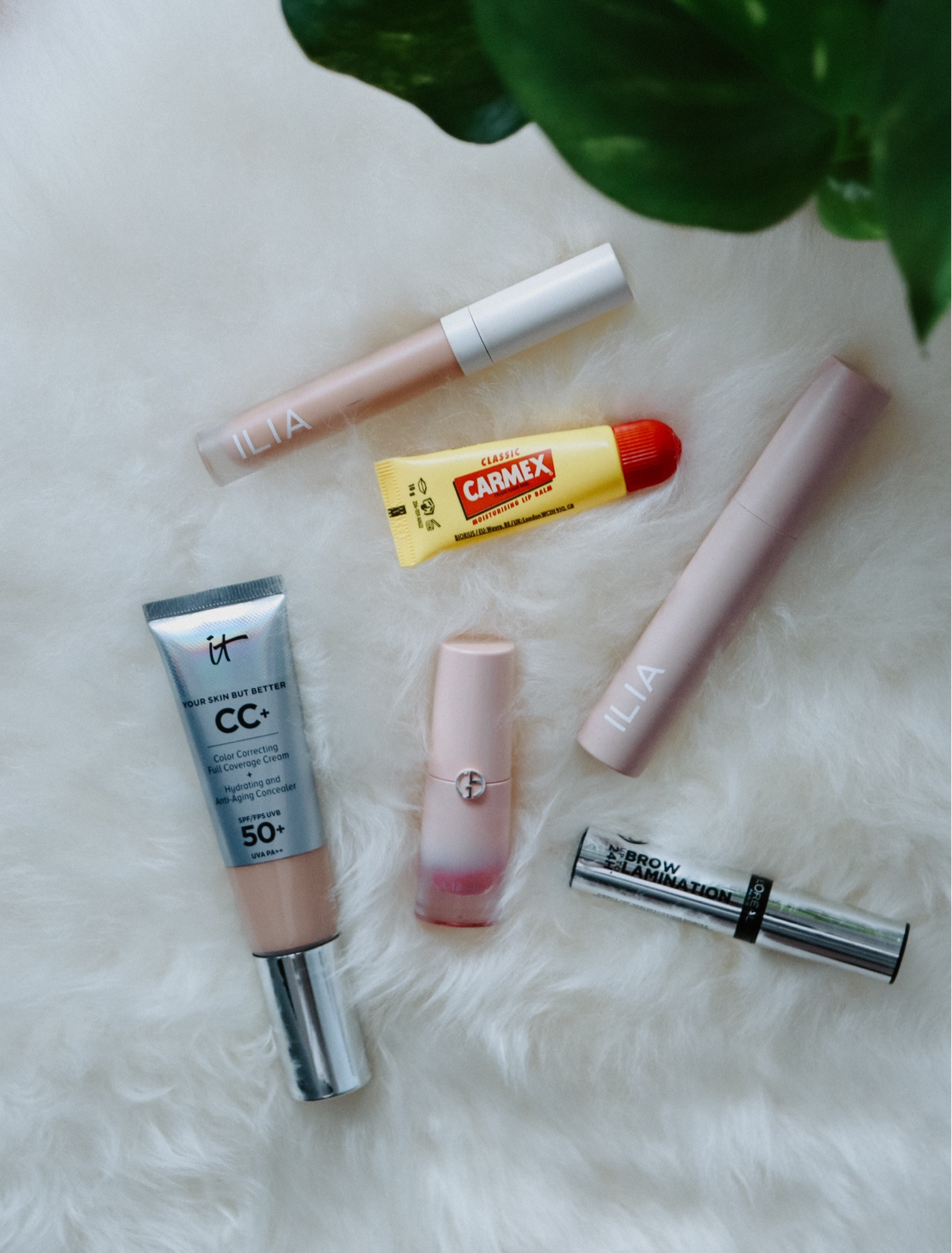 My go-to items for a 5-minute makeup routine! I swear nothing actually holds my brows in place by this L’Oreal brow gel and Ilia concealer is always in my collection! 

#LTKBeauty #LTKFindsUnder50