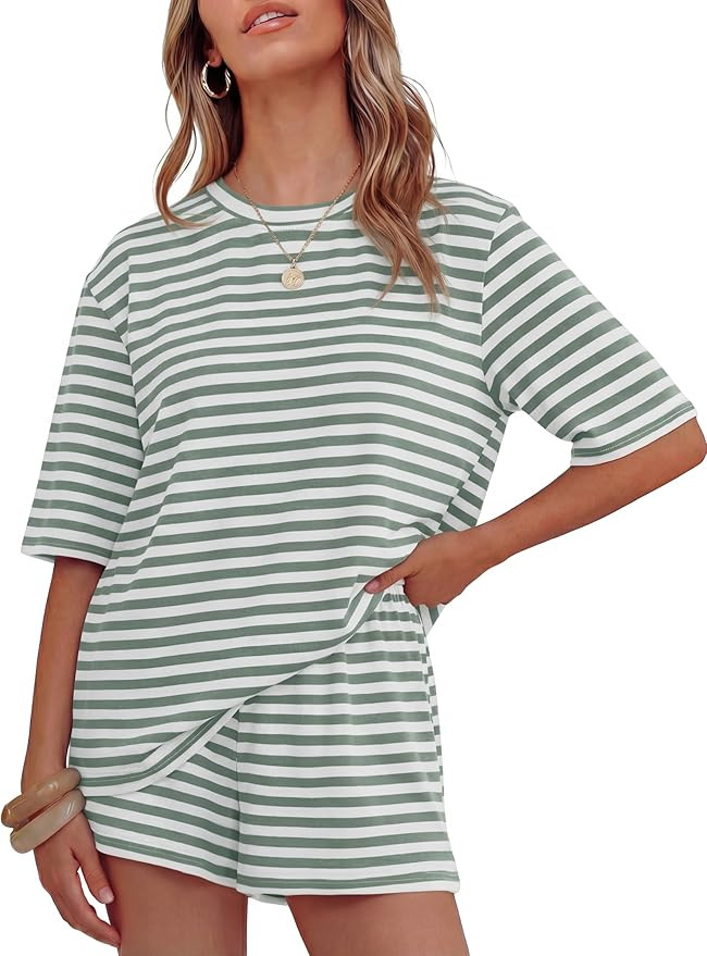 ZESICA Womens Summer 2 Piece Short Sets Striped Oversized Matching Lounge Airport Travel Workout ... | Amazon (US)