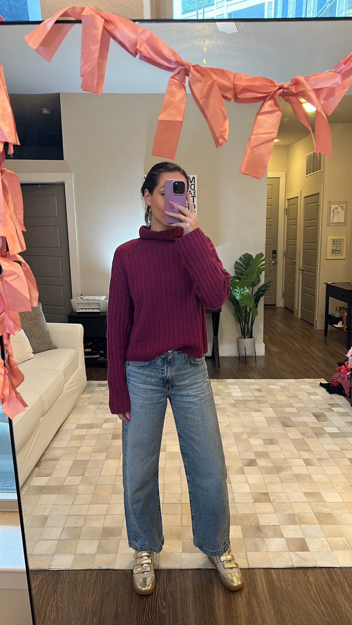 Galentine’s 
Valentine’s
Sale

Open Edit sweater (in a size S for reference) 
AG barrel jeans (in a size 24 for reference) 
Dolce Vita sneakers (size up!)
Ettika earrings 

#LTKShoeCrush #LTKSeasonal