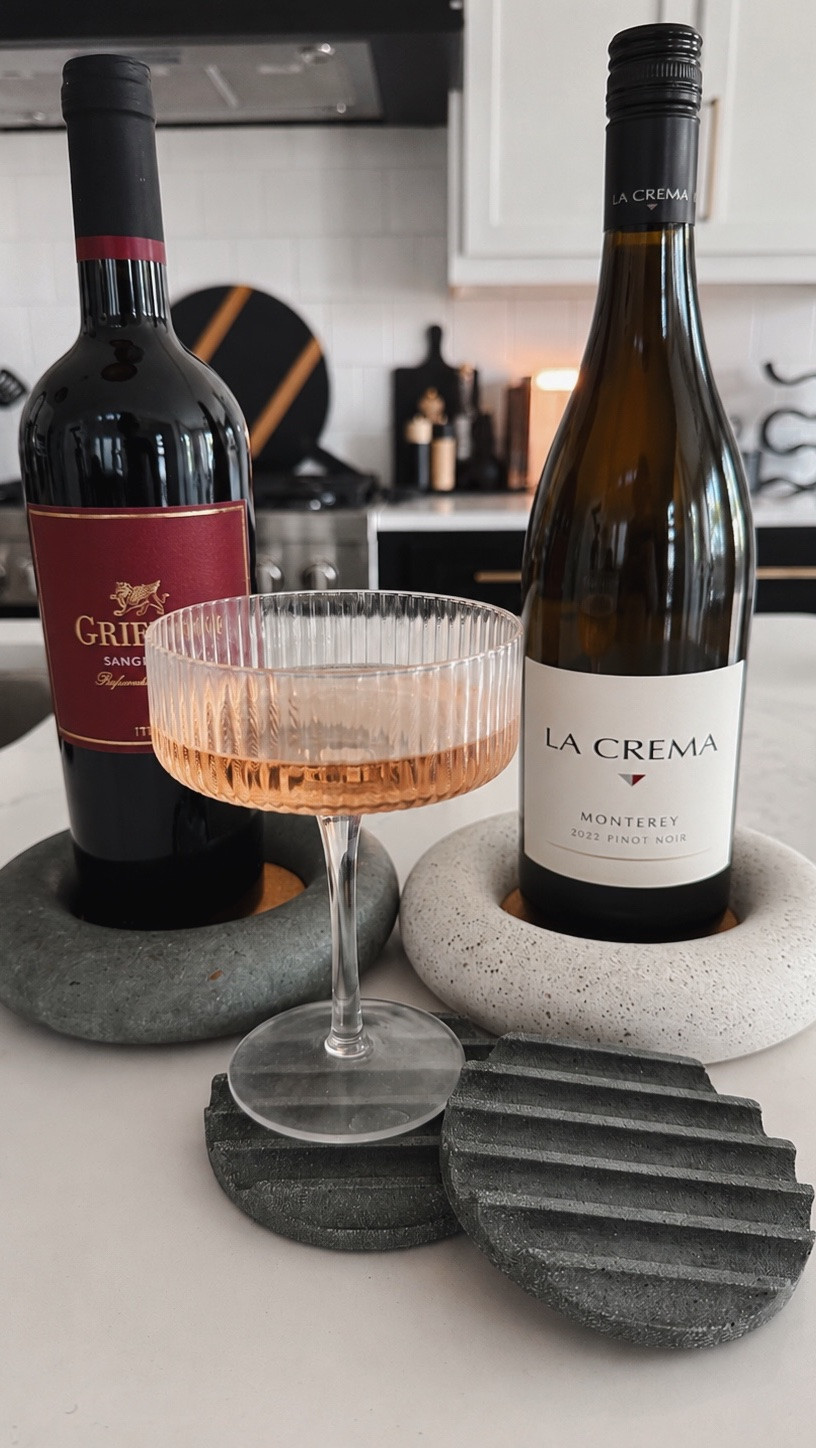 These modern terrazzo wine bottle + cocktail coasters are the tiny home detail I didn’t know I needed. Functional, sculptural, and cute enough to leave out as decor. Linked everything on LTK.

#LTKHome #LTKFinds #HomeDecorFinds #ModernHomeDecor #KitchenStyling #BarCartStyling #WineNight #CoasterSet #TerrazzoDecor #HomeDetails

#LTKfoodie #LTKHome