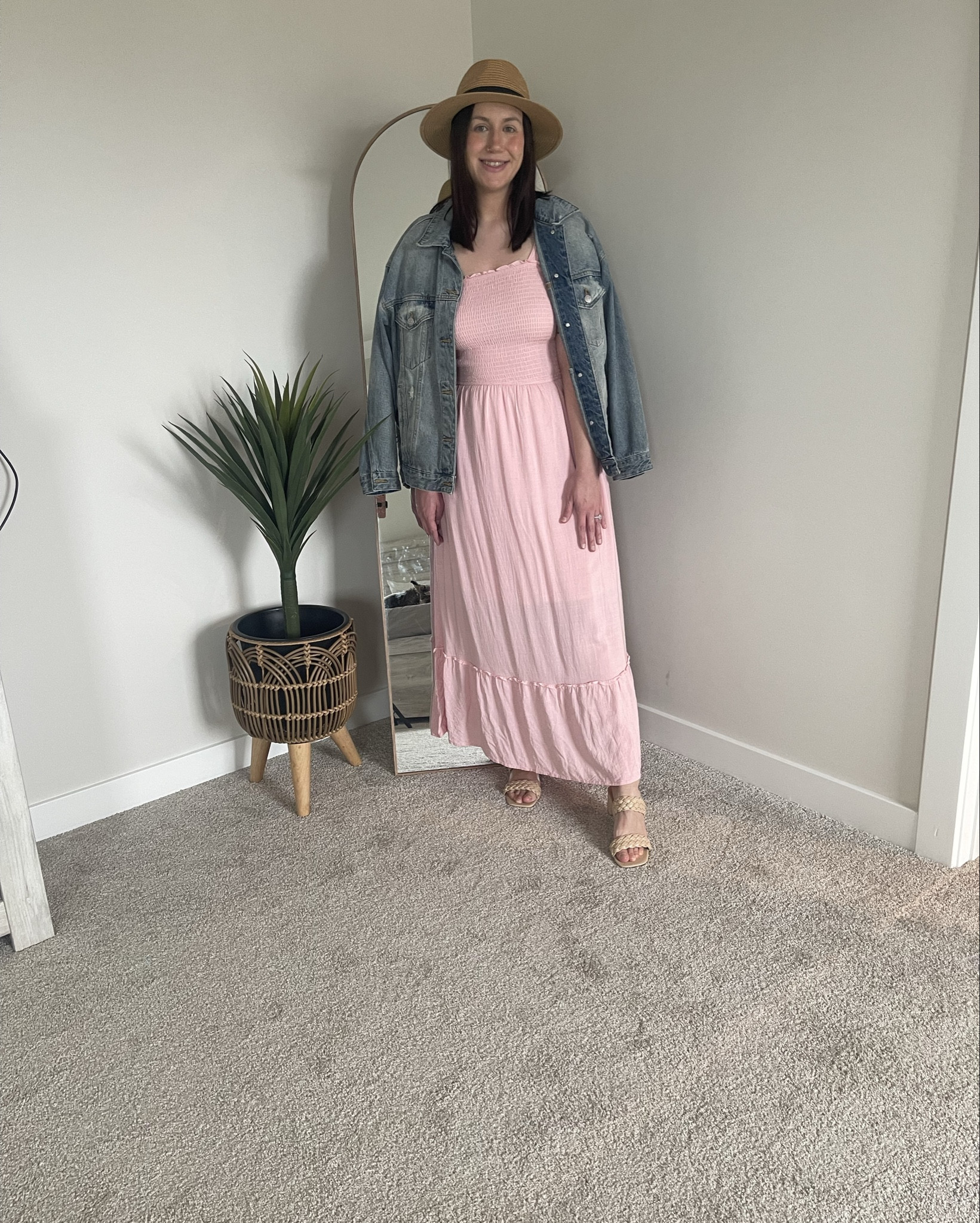 Soft pastel pink is everywhere this spring, and I’m loving it! 🌸 Here are two easy ways to style this trending color for a chic and comfy look. Comment 🎀 if you’re pink this season!

#MomFashionInspo #PastelPinkTrend #Spring2025Style #MidsizeMomLooks #EffortlessOutfits 

#LTKFindsUnder50 #LTKMidsize #LTKSeasonal