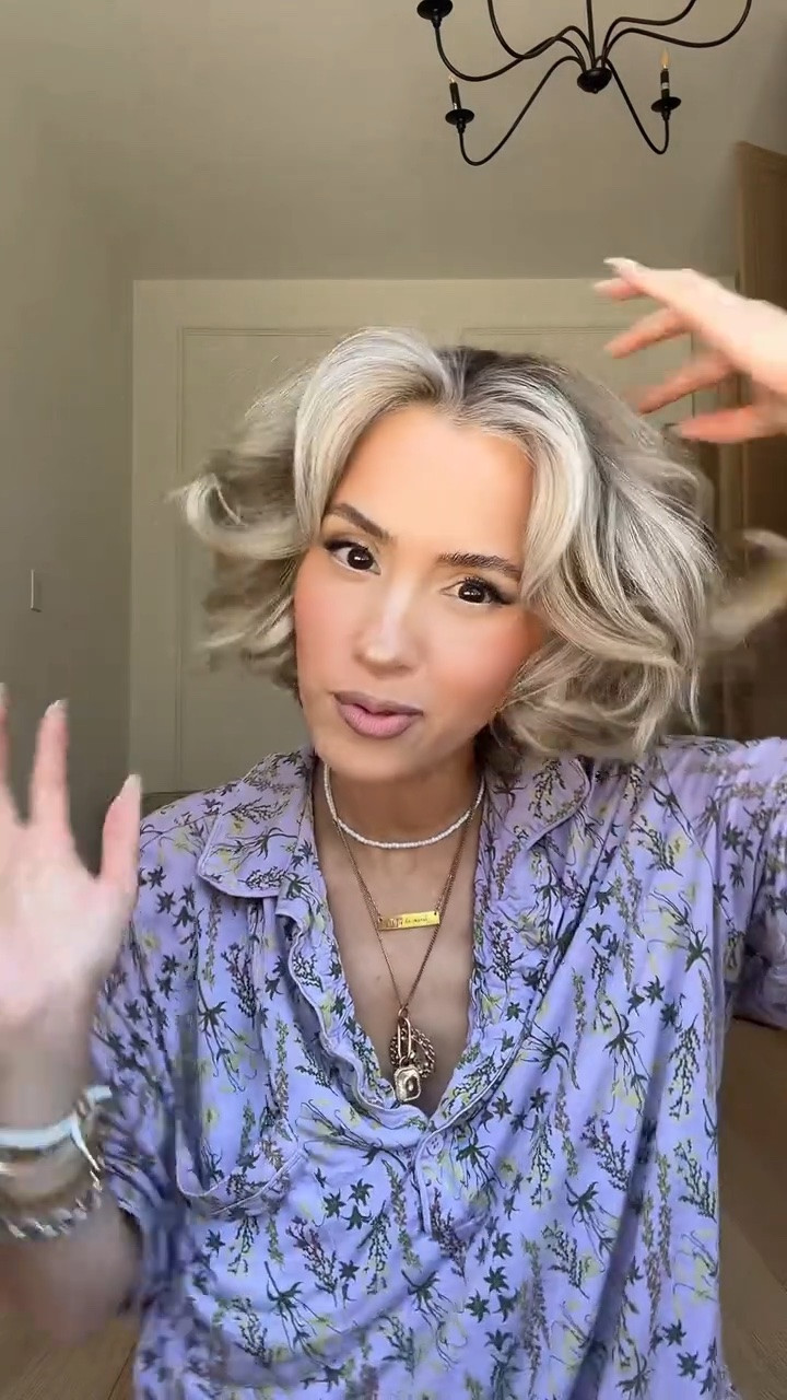 How I style my short hair 🥰😎

#LTKU #LTKBeauty #LTKgrwm