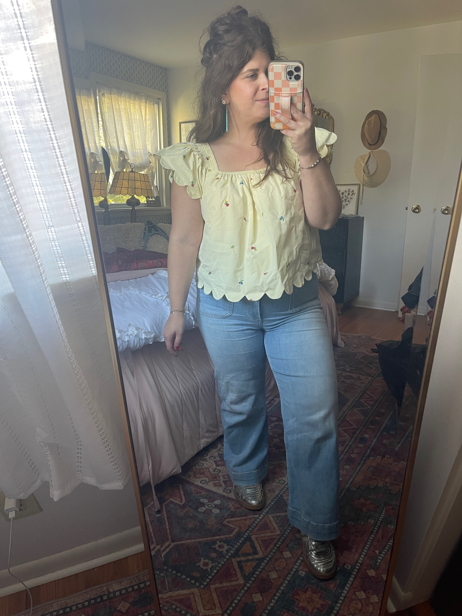The cutest scallop hem top from English factory at Nordstrom rack! I have a small on. Love it with these wide leg jeans from Anthropologie! Wearing my normal size 6. Super cute & demure!



#LTKFindsUnder100 #LTKSeasonal #LTKStyleTip