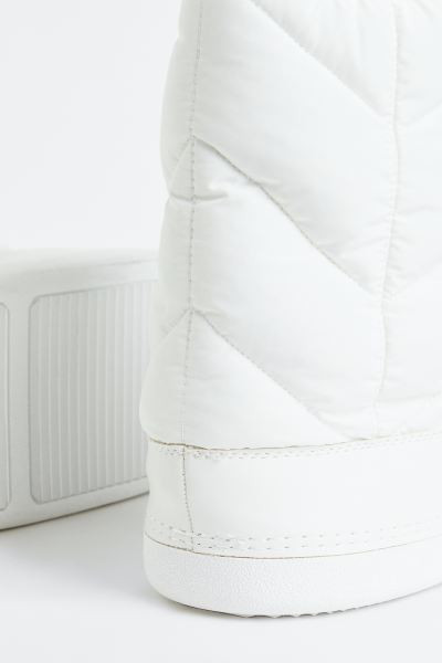 Warm-lined Padded Boots | H&M (US + CA)