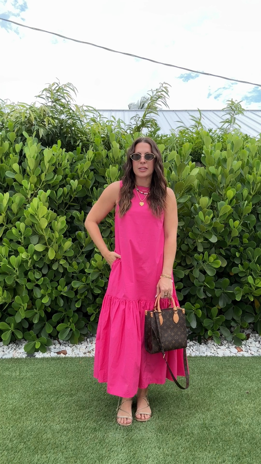 An Amazon closet staple! Wearing a size Small 

#LTKVideo #LTKSeasonal #LTKFindsUnder100