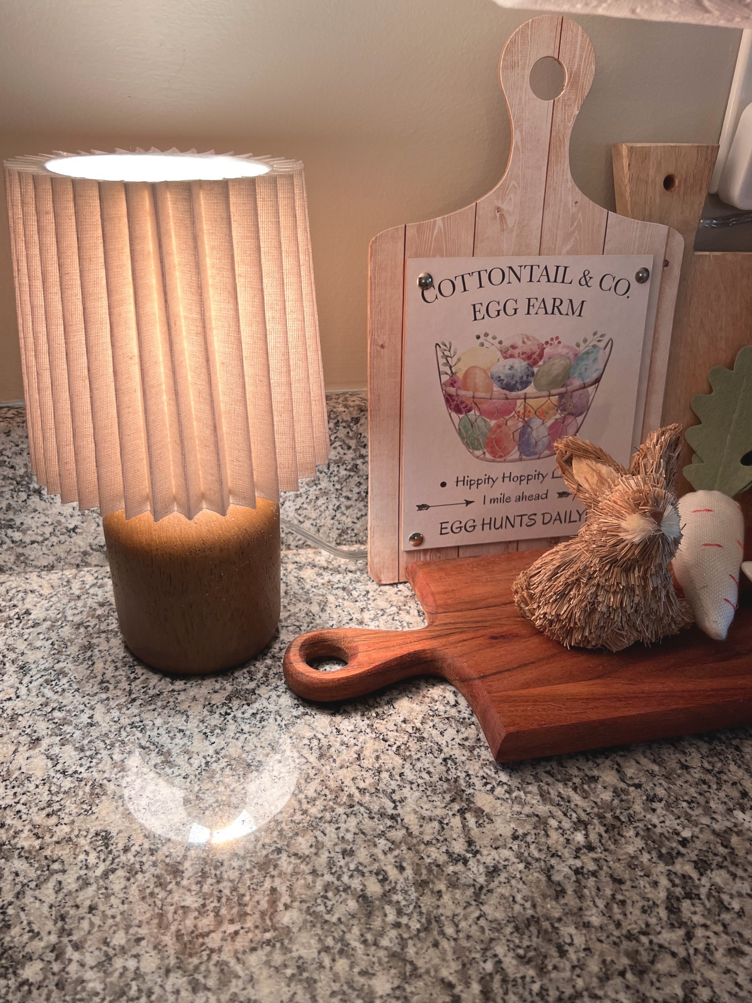 This little countertop lamp from Target is giving my kitchen such cozy vibes! I prefer lamps and dim, cozy lights to overhead lighting so any cute lamp is always a win 🥰 The best part- it’s only $10 👍

#Targethome

#LTKFindsUnder50 #LTKHome #LTKSaleAlert