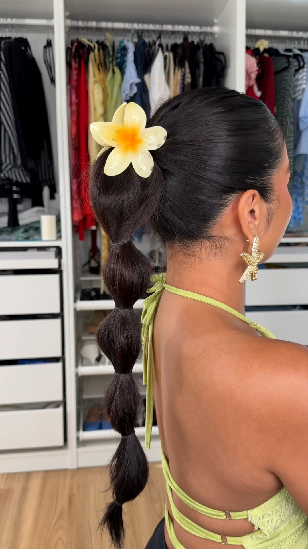 Summer hairstyle: bubble braid with a flower claw clip 🌺🫧⭐️

#LTKBeauty #LTKSeasonal #LTKStyleTip