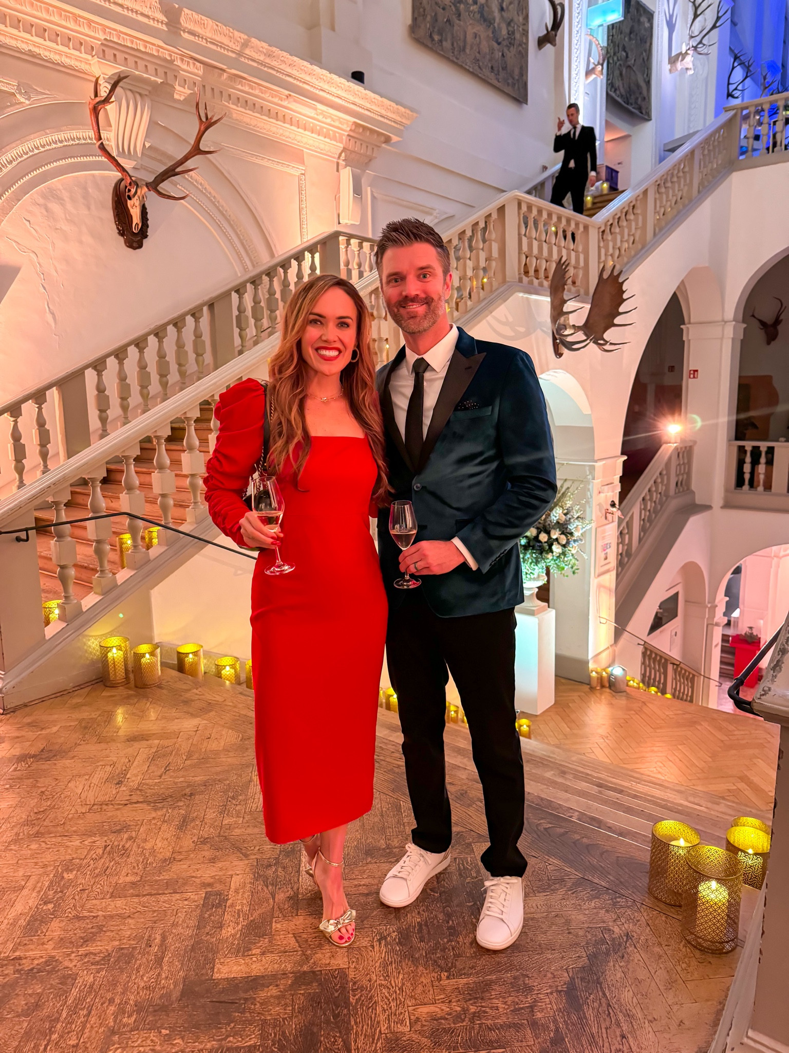 A cocktail party outfit perfect for the holidays! I’m in a 4 in the dress. 

#LTKTravel #LTKParties #LTKHoliday