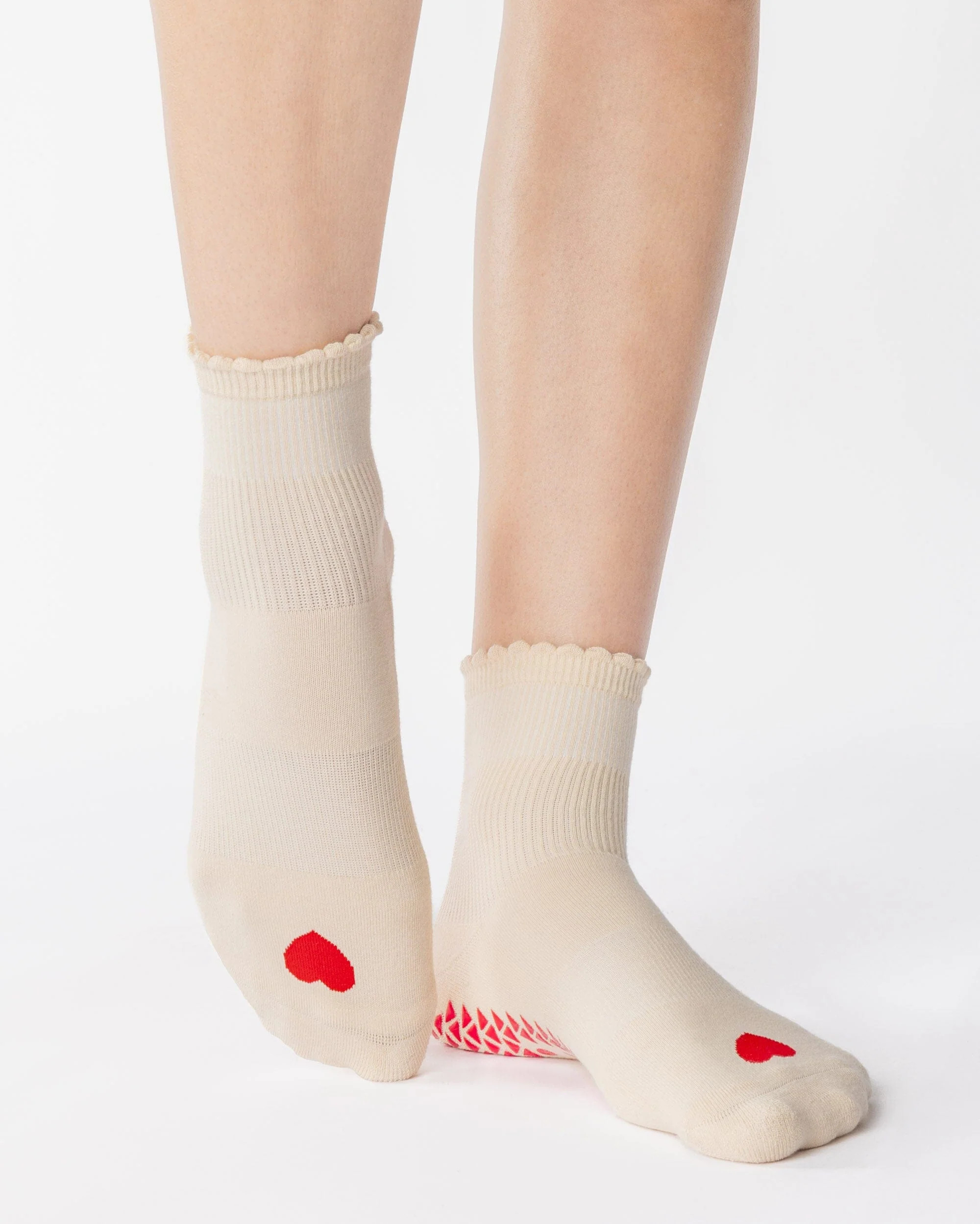 Love Ankle Grip Sock | Pointe Studio (US)