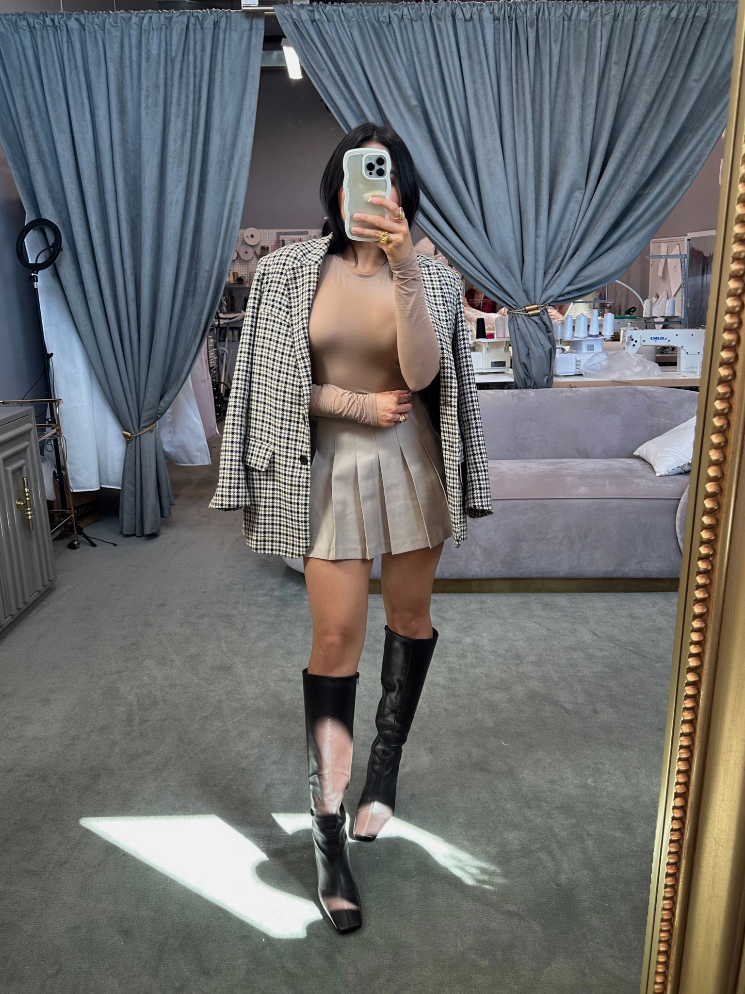 Blazer es de Zara :) #fallootd #tonybiancoboots #fallboots #basics #americanapparel #otoño2023 

#LTKfindsunder100 #LTKstyletip