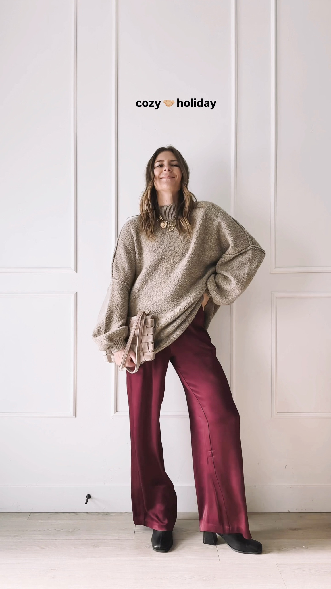 Comfy holiday outfit!

#LTKHoliday #LTKgrwm #LTKootd