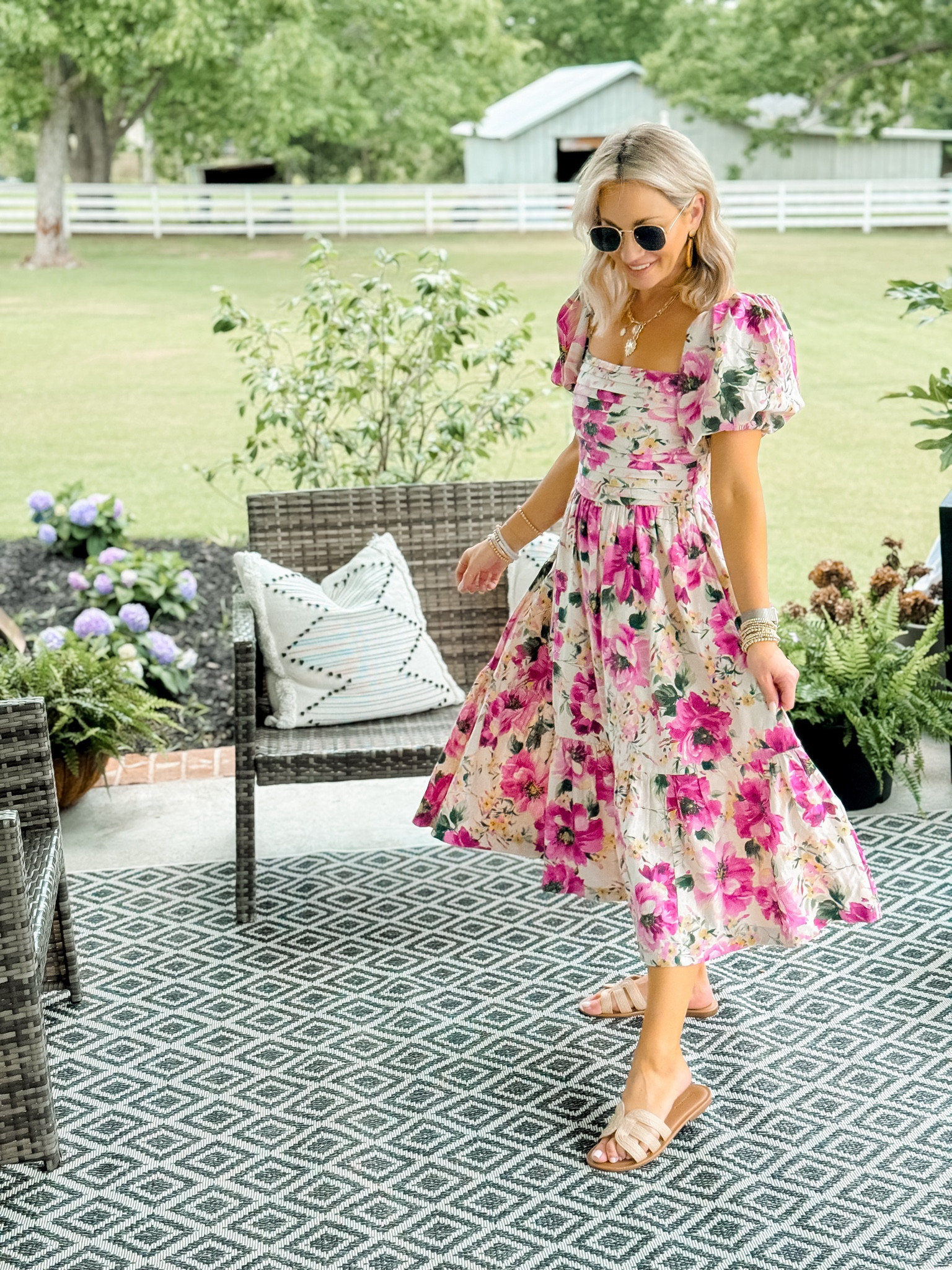 My fav Abercrombie dress the “Emerson” dress! Wearing a small petite. Runs tts I’m 5’2 for reference. // on sale + use code AFSHORTS for extra 15% off! 




Baby shower dress. event dress. Floral dress. Midi dress  

#LTKFindsUnder100 #LTKSaleAlert #LTKSeasonal