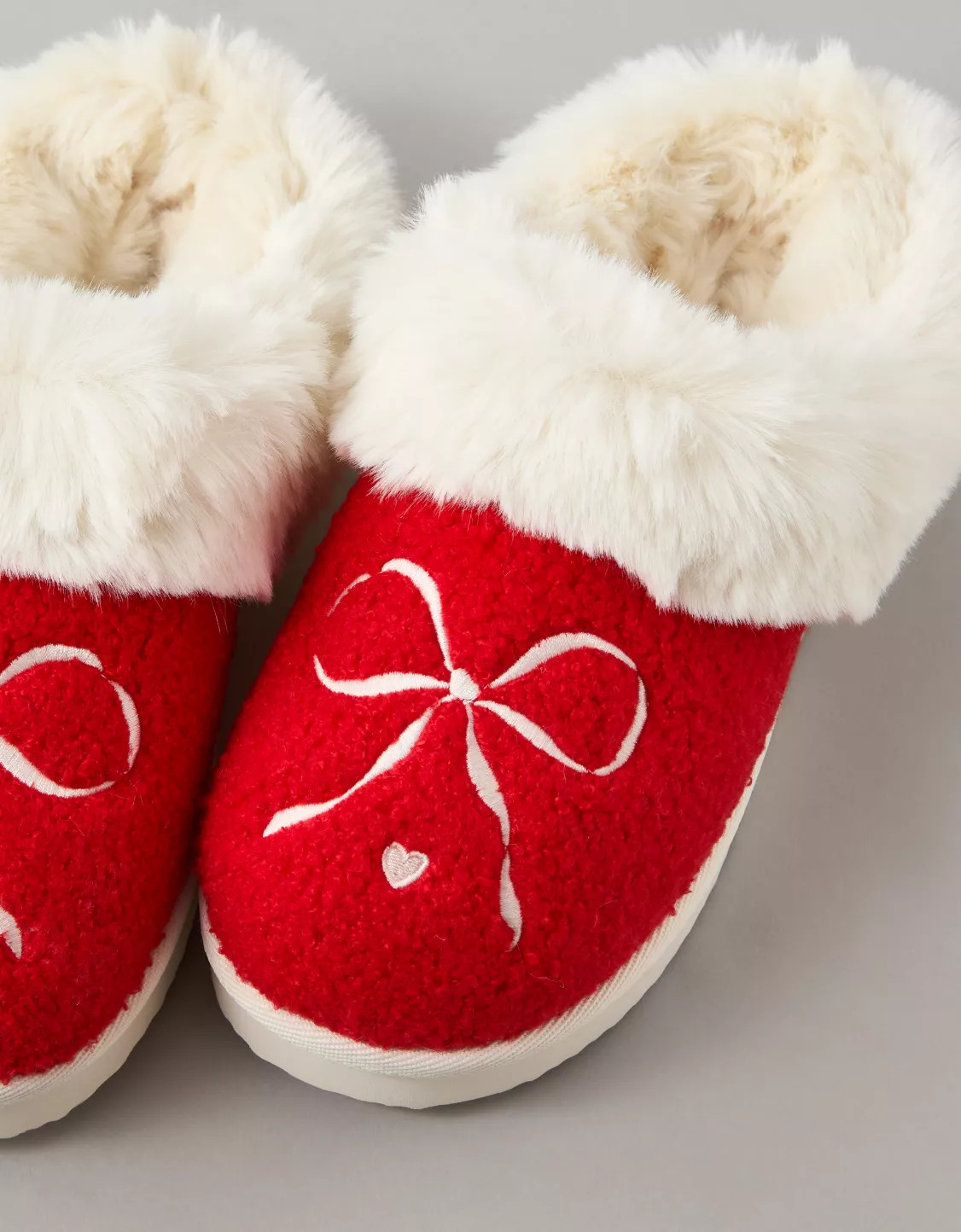 AE Bow Scuff Slipper | American Eagle Outfitters (US & CA)