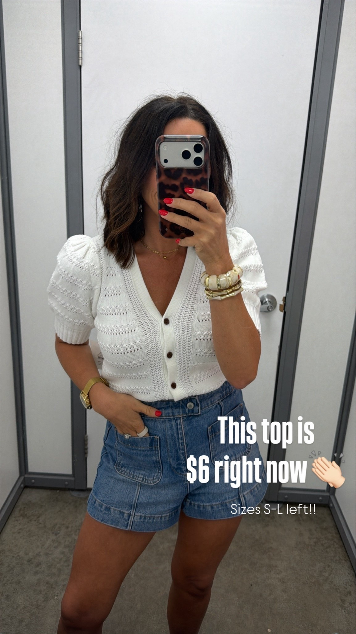 okay THIS $6 Walmart top 😍👏🏻 such a good find and it looks way more expensive than it is!! 

#WalmartFinds #WalmartFashion #WalmartStyle #AffordableFashion #LTKCreator
