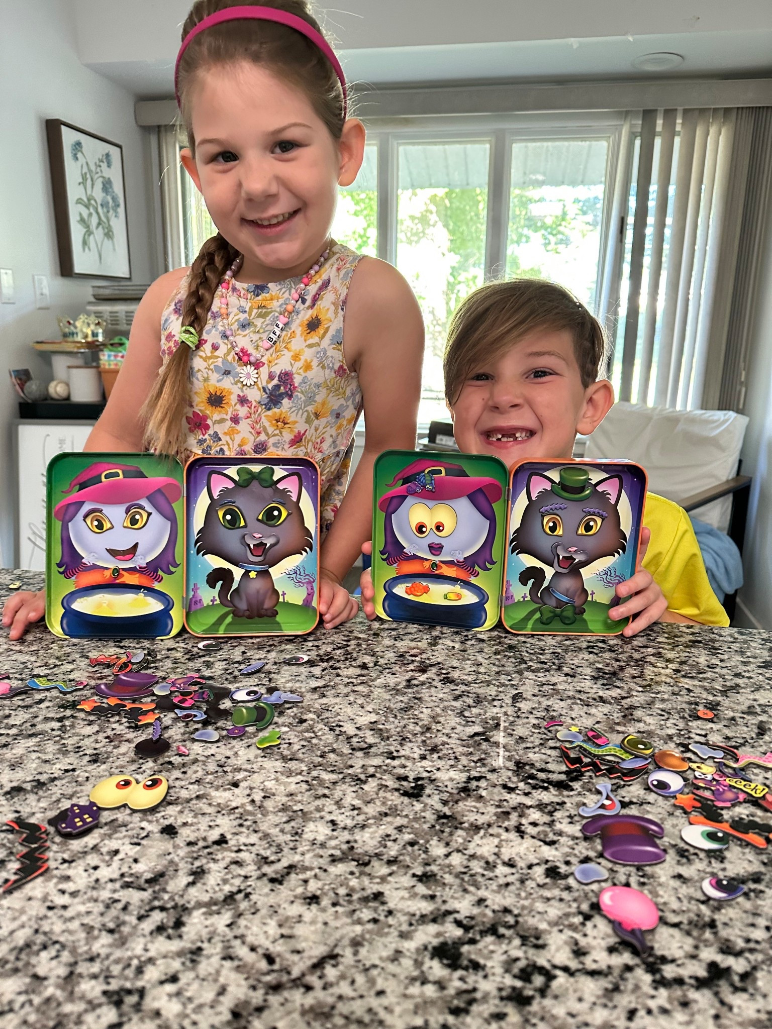 Magnetic create a face - a Greta screen free activity!

*pictured was purchased at cvs, linked are similarr

#LTKFamily #LTKKids