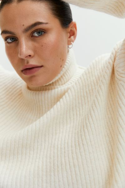 Oversized Turtleneck Sweater - Cream - Ladies | H&M US | H&M (US + CA)