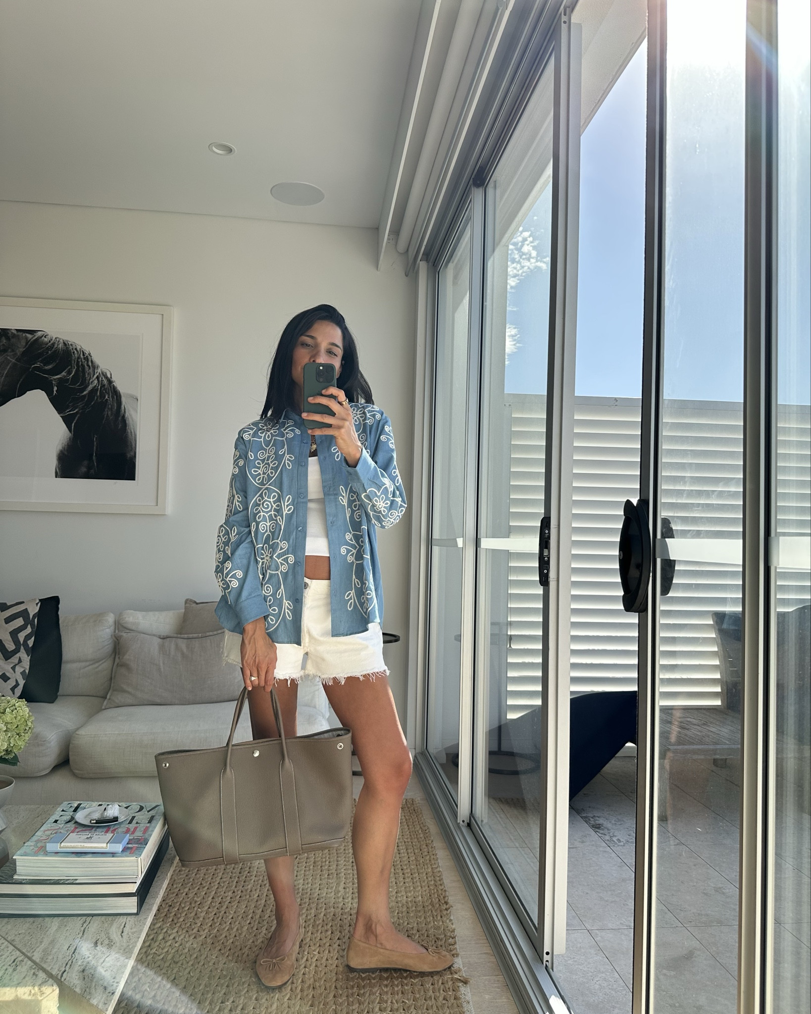 This shirt!! 💙

Wearing a FR 38

#LTKstyletip #LTKaustralia