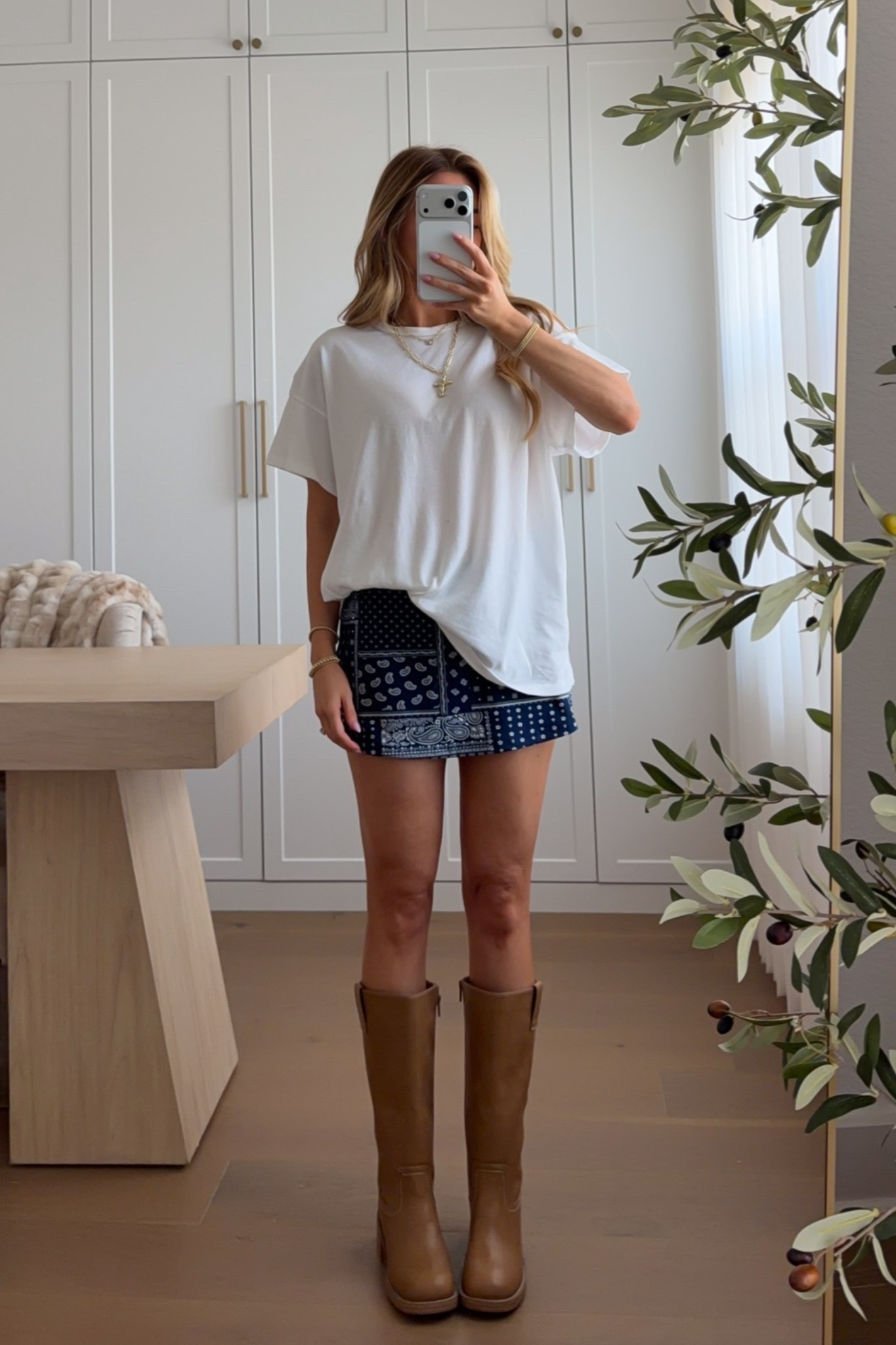 tee: medium // skort: small — loving this transitional look, all from target! skirt has built in shorts.

target finds, fall outfits, mini skirt, country concert outfit, fall boots, michele jaliene

#LTKootd #LTKSeasonal #LTKPetite