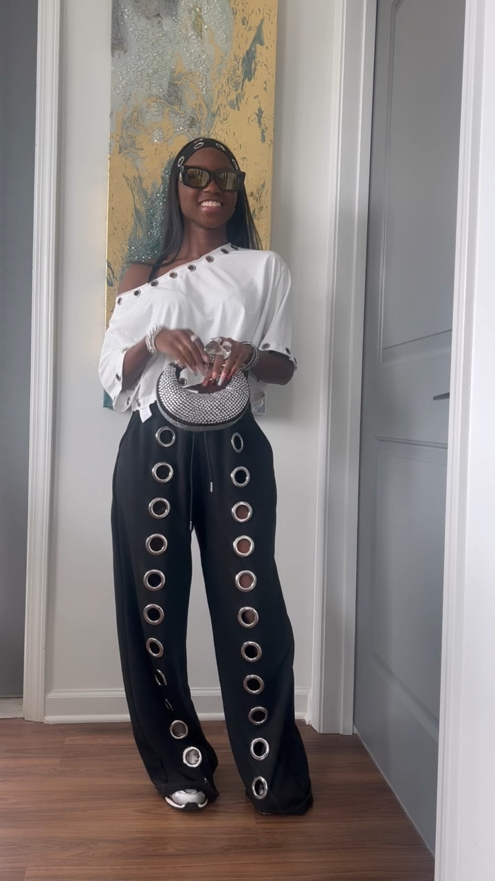 Elevated casual pre fall end of summer outfit